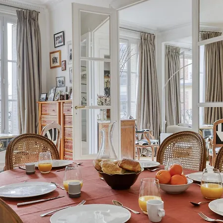 Wonderful & Large Flat In The 7th - Eiffel Tower Apartment *