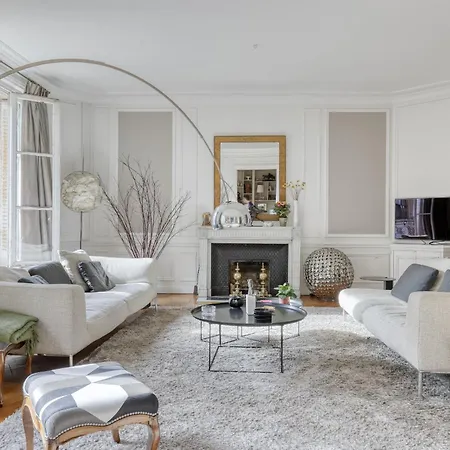 Wonderful & Large Flat In The 7th - Eiffel Tower Apartment Paris