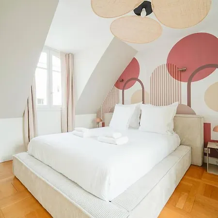 Haussmannien 16eme Apartment Paris