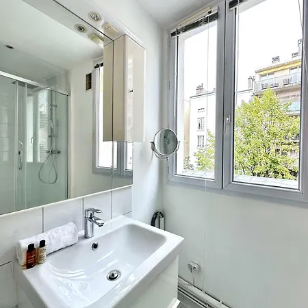 Apartamento Spacious Flat Near Porte De Versailles Paris