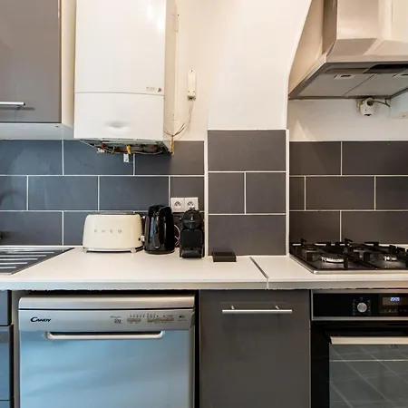 Apartment Stylish 2-bedroom Near The Famous Moulin Rouge Paris