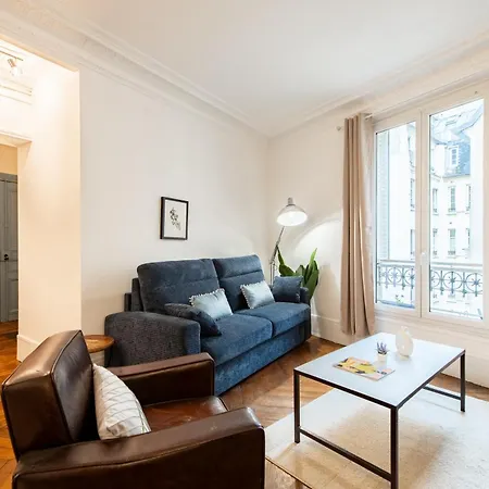 Stylish 2-bedroom Near The Famous Moulin Rouge Apartment Paris