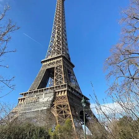 Small Near Eiffel Tower Apartamento