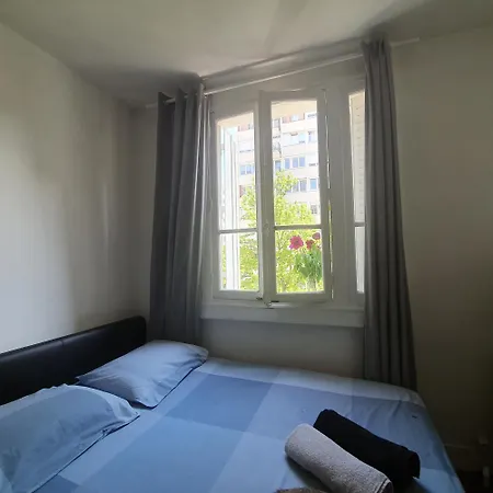 Chambre * París