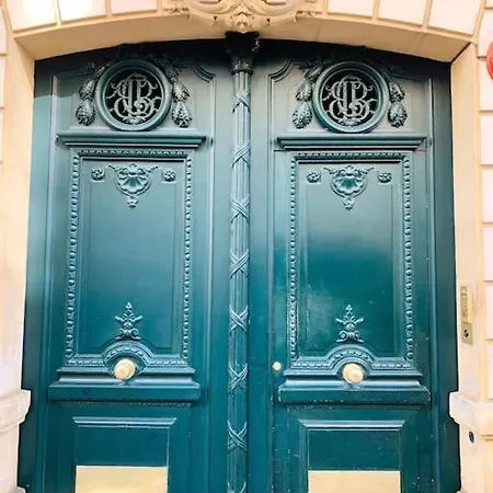 Apartment House - 2 Bedrooms - Champs-elysees *
