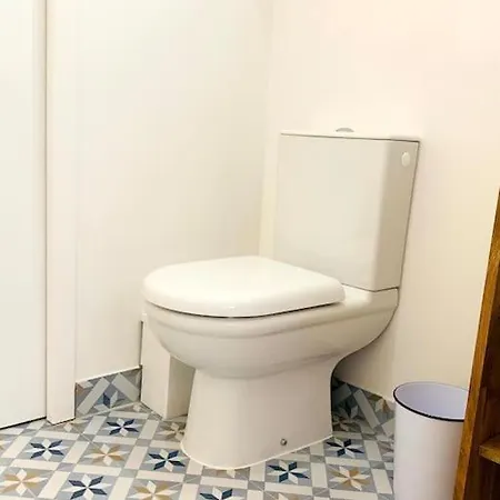 House - 2 Bedrooms - Champs-elysees Apartment