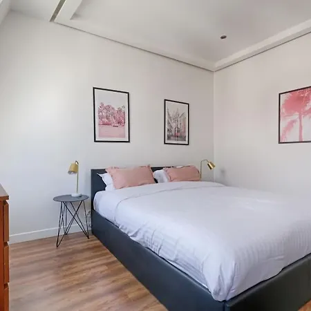Mykeypers - Luxury Bright Flat 4p - Heart Of - Sd11 Apartment