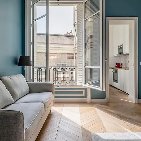 Goodguest- Luxe Trocadero Tour Eiffel 4pax Apartment *