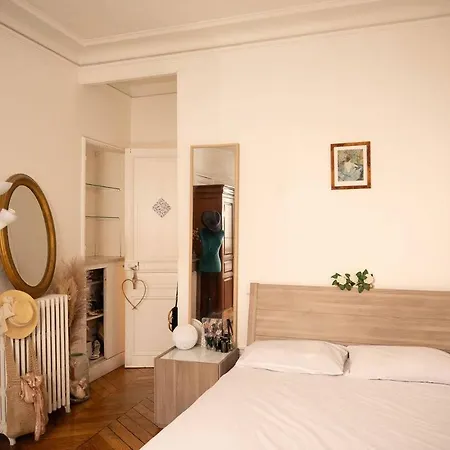 Lägenhet Location T3 11 Paris