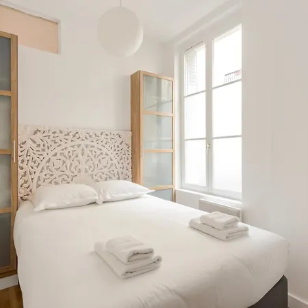 Du Lion/ac Historic Flat, Marais, 4-5 Guests Apartamento *