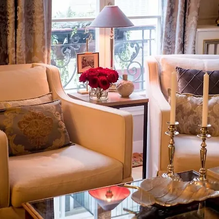 Elegant Luxury Private By Eiffel Tower 巴黎