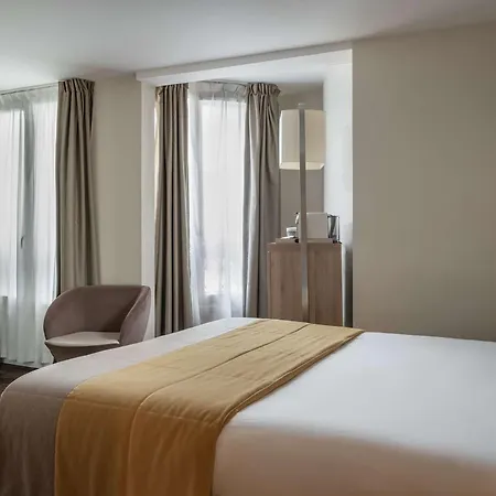 Szálloda Mercure Pigalle Sacre Coeur 4*