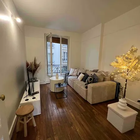 Cosy Haussmannien Paris