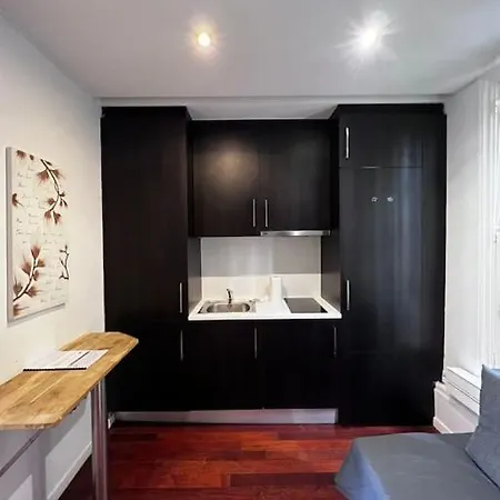 Apartment Charmant Studio For 3 Au Coeur De