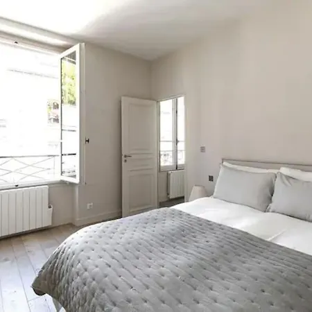 Apartment Elegant In The Heart Of The Marais 60m2 Paris