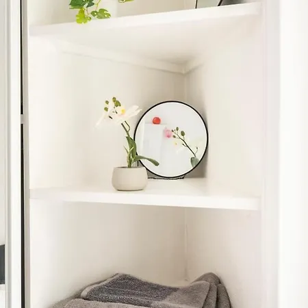Cocoon In The Heart Of Batignolles | By Airnest *