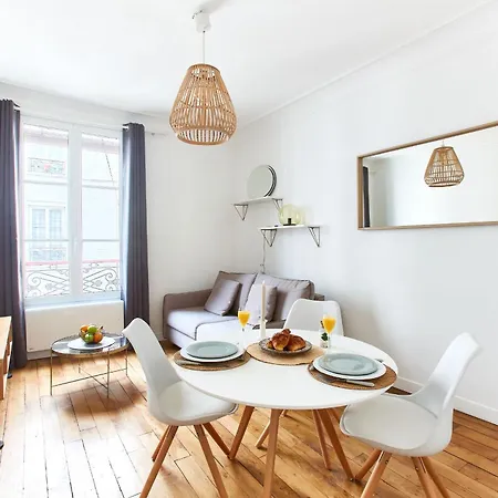 Montmartre & Rue Durantin - 1br - Cityapartmentstay Apartment