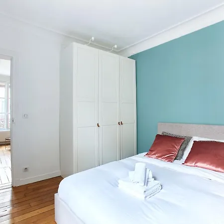 Apartment Montmartre & Rue Durantin - 1br - Cityapartmentstay Paris