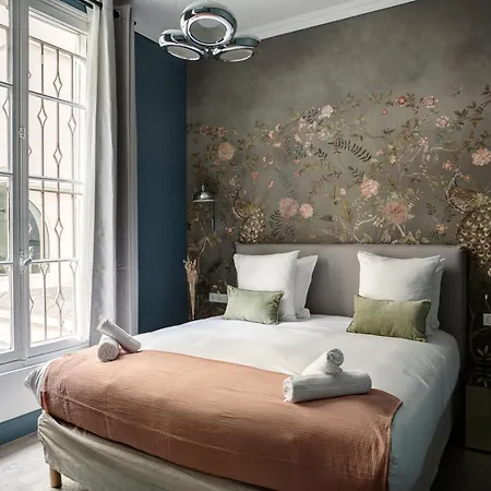 Eclectic Montmartre Apartment