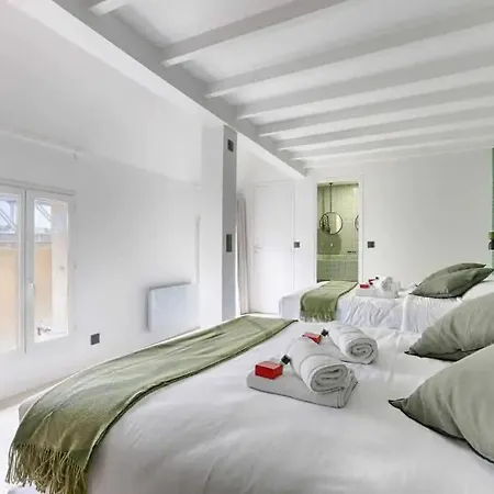 Les Halles - Luxurious & Colorful 4bd For 16 Guest *