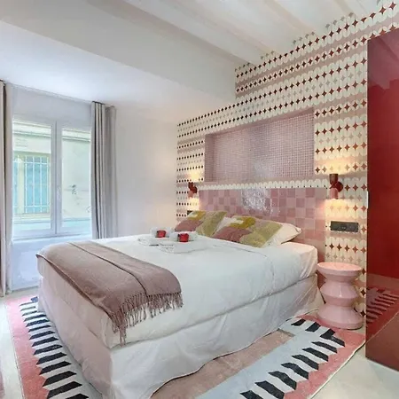 Les Halles - Luxurious & Colorful 4bd For 16 Guest * Paris