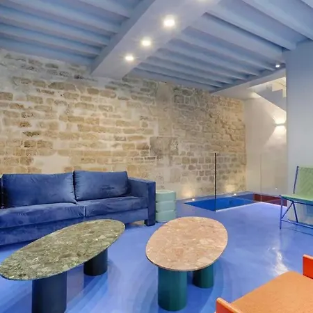 Les Halles - Luxurious & Colorful 4bd For 16 Guest Apartment Paris