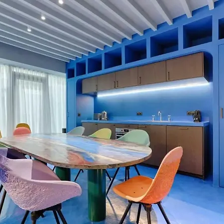 Apartment Les Halles - Luxurious & Colorful 4bd For 16 Guest