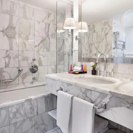 Castille - Starhotels Collezione Hotel