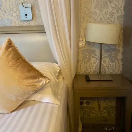 Hotel Monceau Wagram