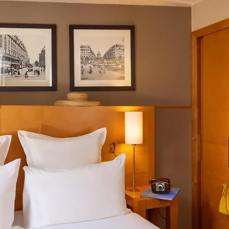 Royal Saint Michel 4* Paris