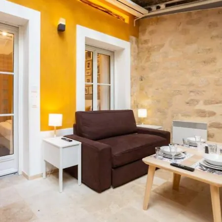 Les Patios Du Marais 2 * פריז