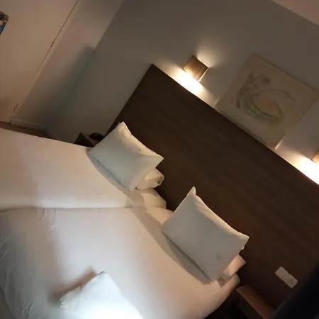 Hotel Du Globe 18 Paryż