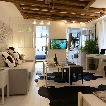 Appartement Les Patios Du Marais 2 Paris