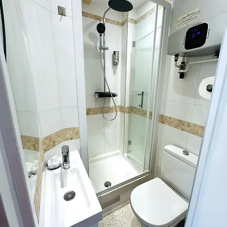 Apartmanhotel Beatrice Et Emmanuel Meuble Eiffel *