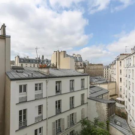 Bright And Charming In The 12th * Paris