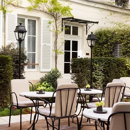 Lord Byron Hotel 4*