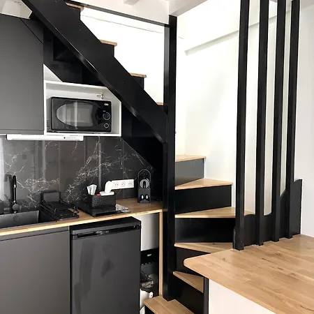 Beatrice Et Emmanuel Meuble Eiffel Apartmanhotel Párizs