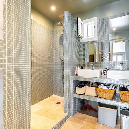 Guestready - Parisian Charm Near Sacre-coeur * Paris