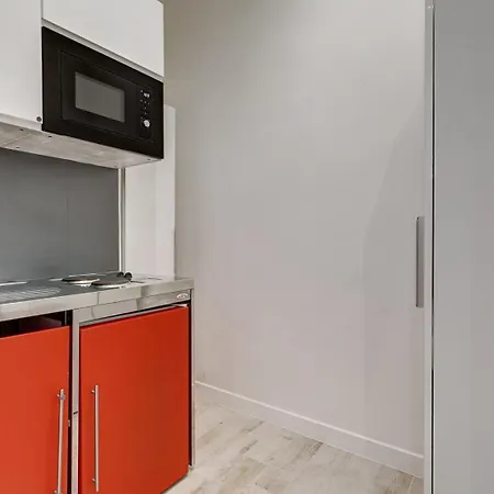 576 Pionnet - Superbe A Apartment Paris