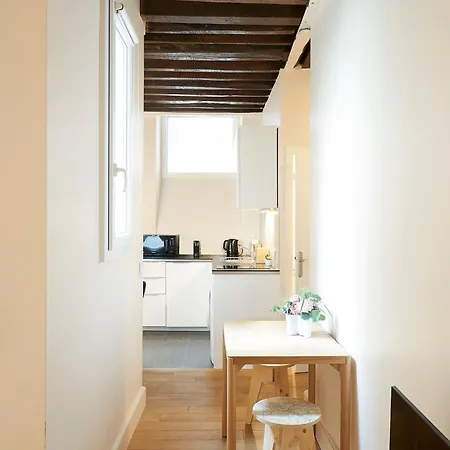 Apartment Le Parisien - Long Sejour Paris