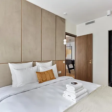 Exceptional 3 Bedrooms Heart Of By Prestige Paris