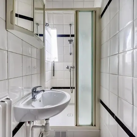 Duplex Avec Un Balcon, 16
