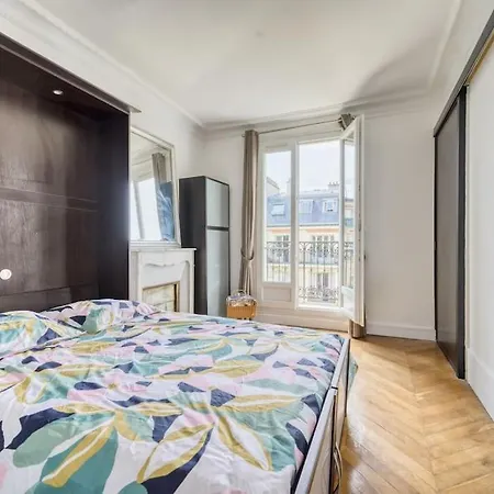 Duplex Avec Un Balcon, 16 Apartamento