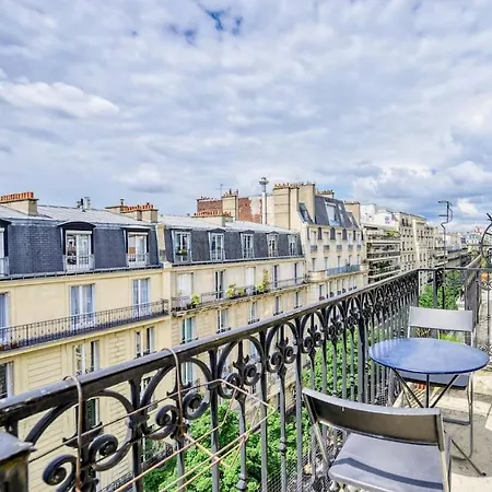 Duplex Avec Un Balcon, 16 Apartament *