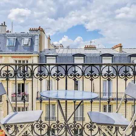 Duplex Avec Un Balcon, 16 Apartamento
