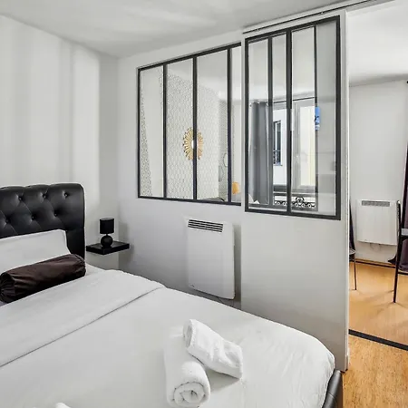 Apartament Au Coeur Du Marais, Rue Des Rosiers!