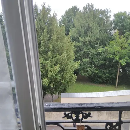 Apartment Centre 30m2 *