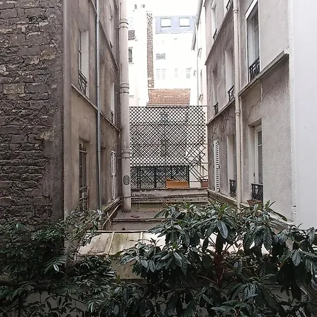 Cosy 6eme Bon Marche *