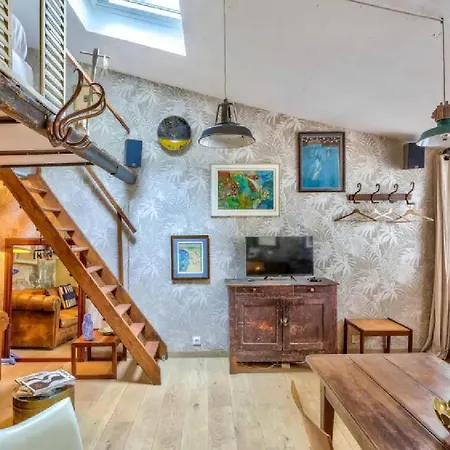 Geranimus St Paul Coeur De Apartment Paris