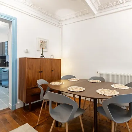 Apartment Stylish 2-bedroom Near The Famous Moulin Rouge *
